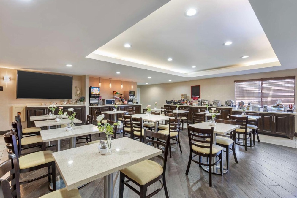 Best Western Plus West Covina Inn